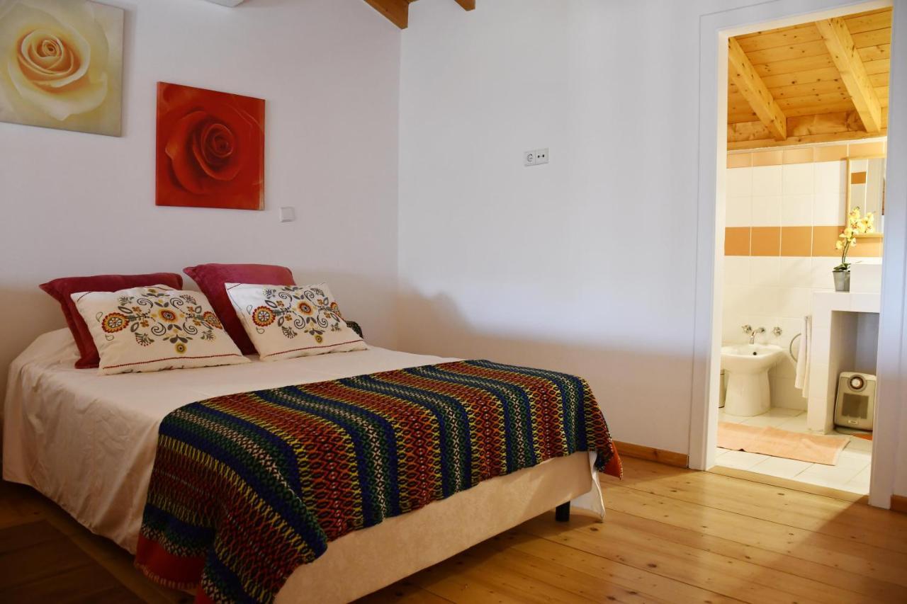 Casa Da Escola Hotel Boliqueime Ngoại thất bức ảnh