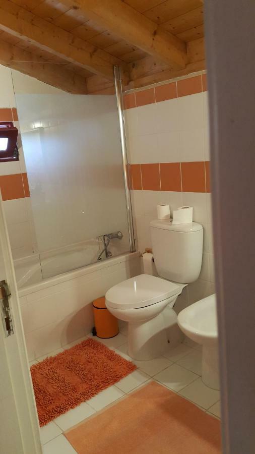 Casa Da Escola Hotel Boliqueime Ngoại thất bức ảnh